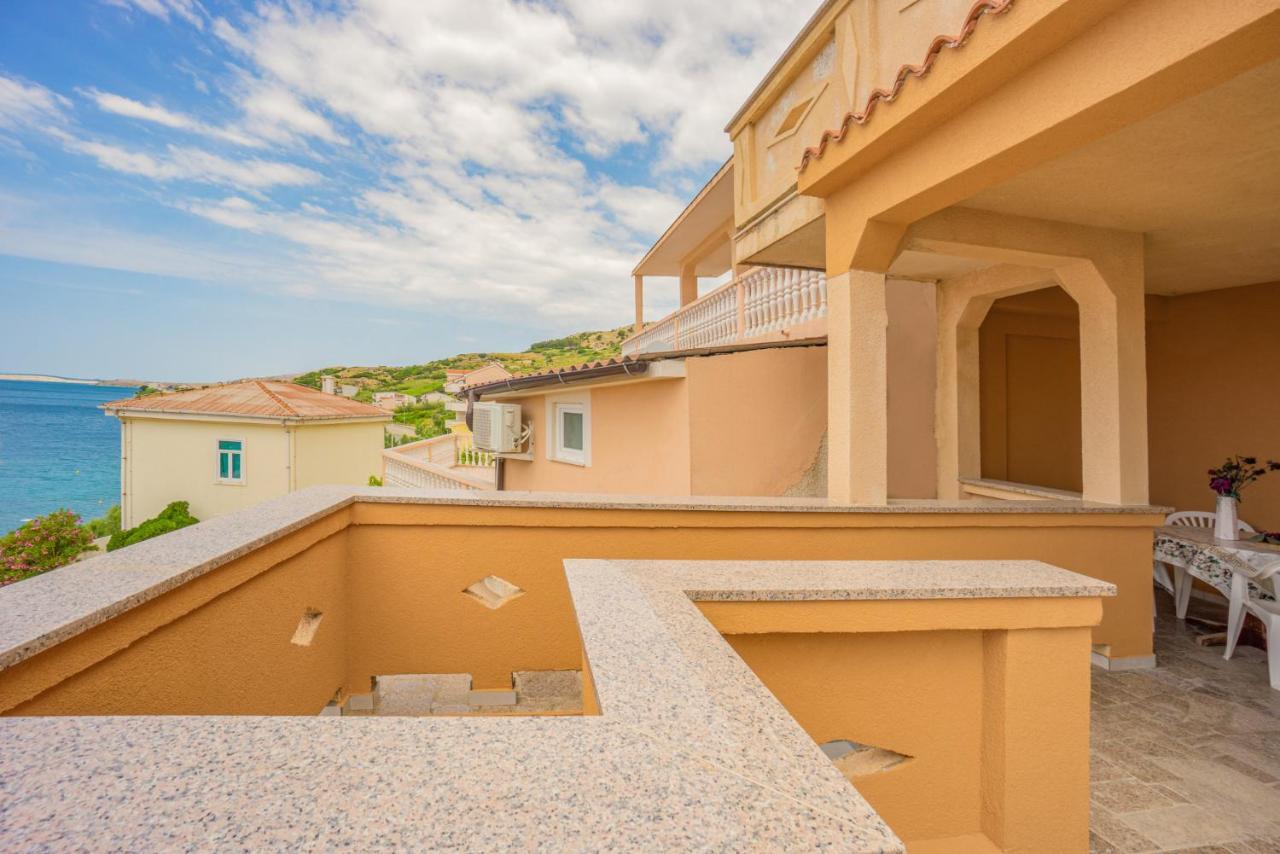 Apartmán Urica Metajna Exteriér fotografie